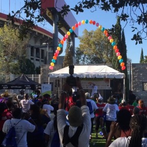Giving back to the community, and getting the outdoor fitness party started in front of The Historical LA Coliseum today at The 2015 UNCF Walk for Education with my boy Danny Knapp!"A mind is a terrible thing to waste!"#UNCF, #walkforeducation, #causes #education, #dionjackson, #celebritytraoner #letsmove, #letsmovehollywood, #amindisaterriblethingtowaste #veggies #oranges #Organic #community, #givingback #life #love #hollywoodtrainer #beverlyhillstrainer #5kwalk #workout #weightloss #wellness #bootcamp #jumpingjacks #Noexcuses #eathealthy #education